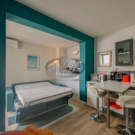 Apartment 2 Personnes Vue Pieds Dans L'eau A Cavaliere Le Lavandou